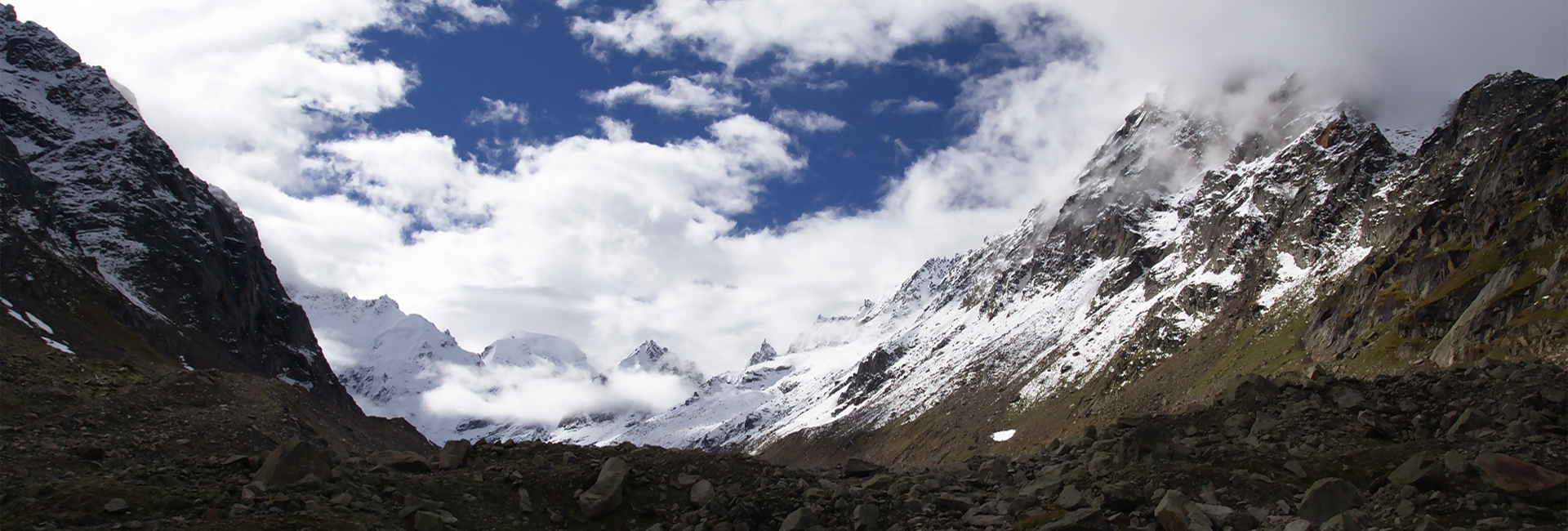 Hampta Pass & Chandratal Trek