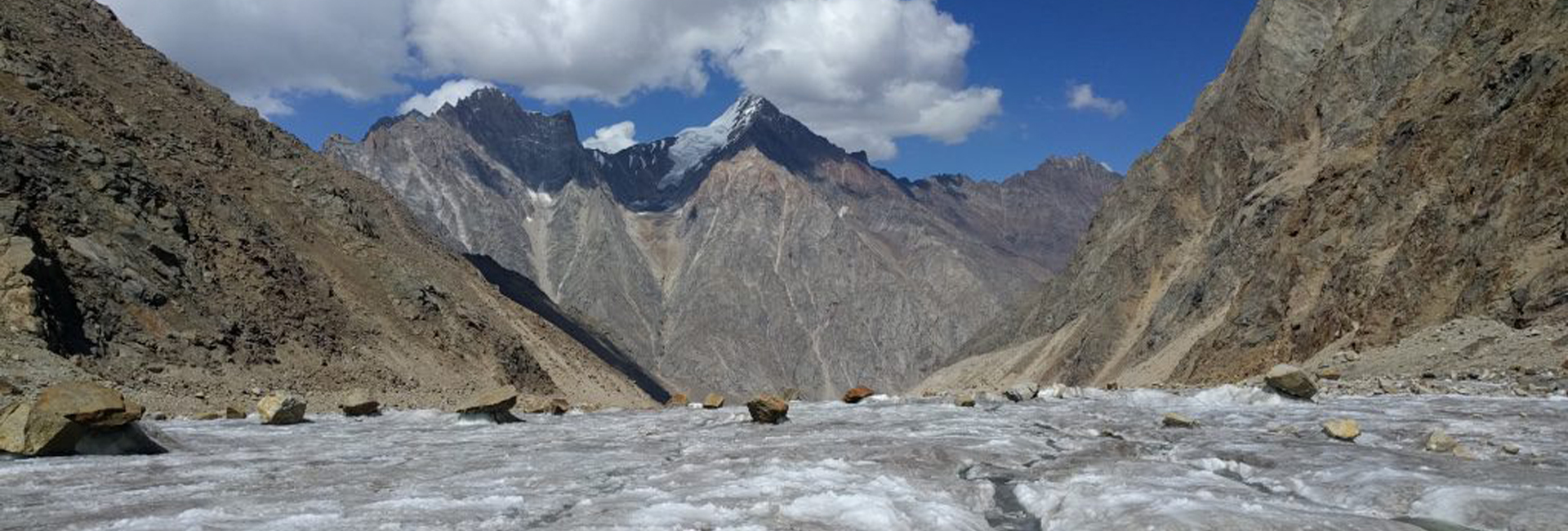 Sara-Umga Pass Trek
